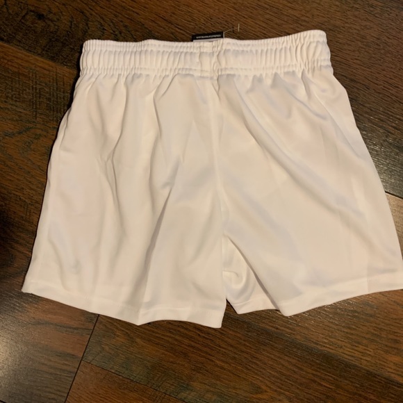 Nike Dri-Fit Football/Soccer shorts youth XS NWT - Picture 3 of 5
